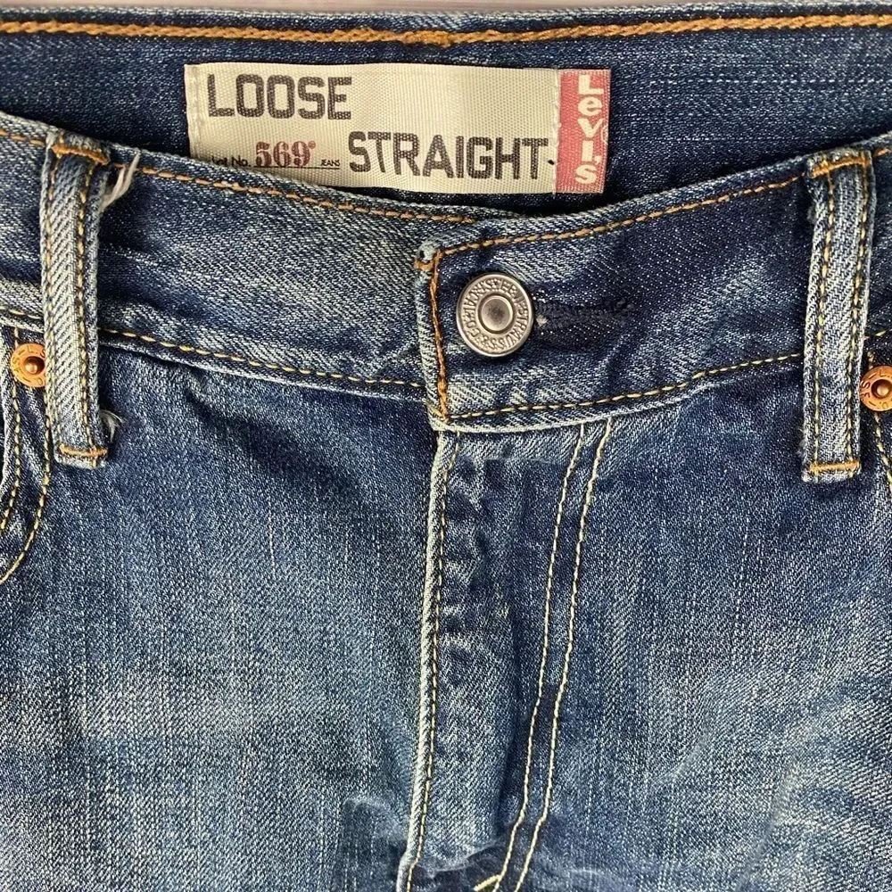 Levi’s  - Picture 3 of 5